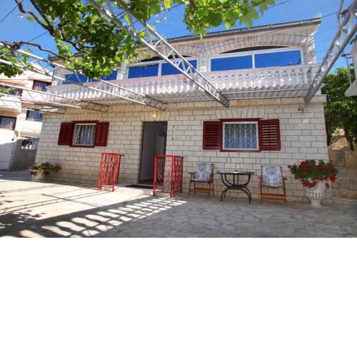 Apartments by the sea Seget Vranjica (Trogir) - 980