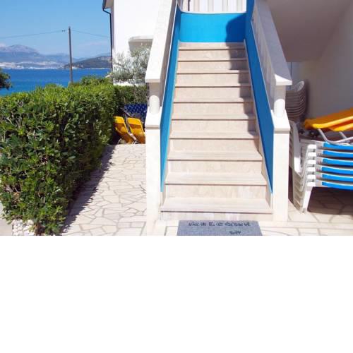 Apartments by the sea Slatine (Ciovo) - 1098