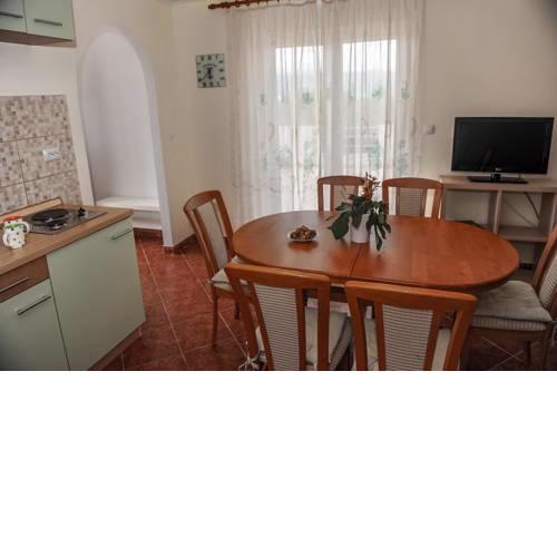 Apartments by the sea Slatine (Ciovo) - 15504