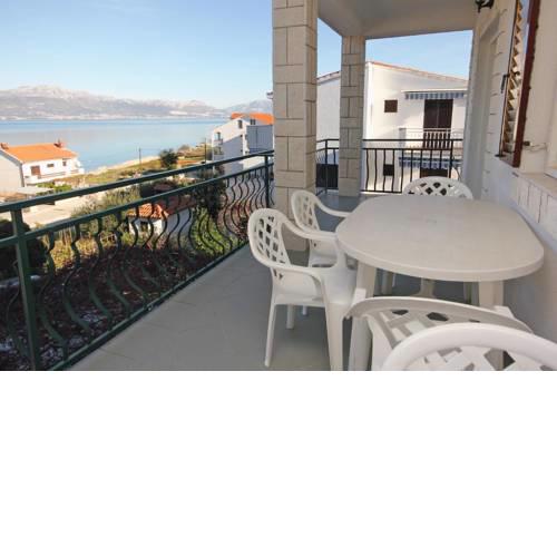 Apartments by the sea Slatine (Ciovo) - 9433