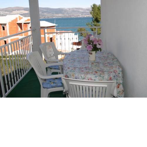 Apartments by the sea Slatine (Ciovo) - 972