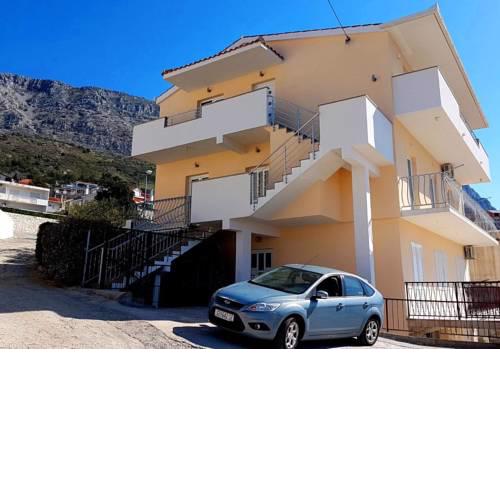 Apartments by the sea Stanici (Omis) - 12366