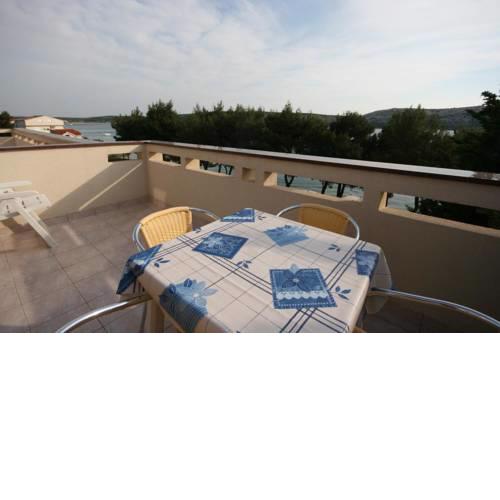 Apartments by the sea Stara Novalja (Pag) - 6375