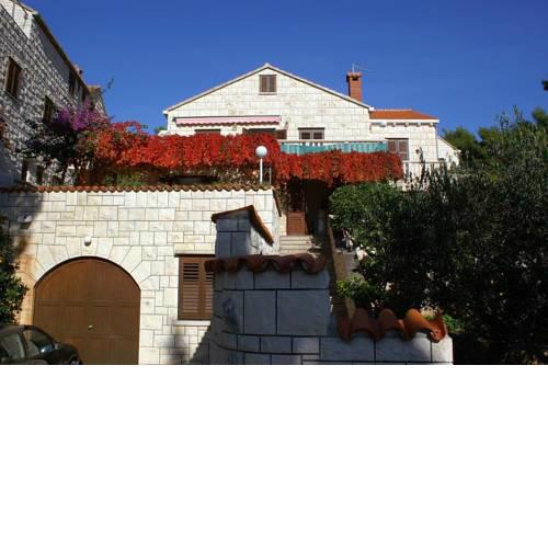 Apartments by the sea Sumartin (Brac) - 2938