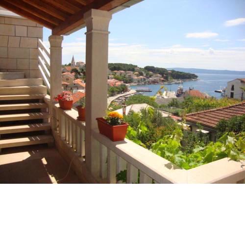 Apartments by the sea Sumartin (Brac) - 2952