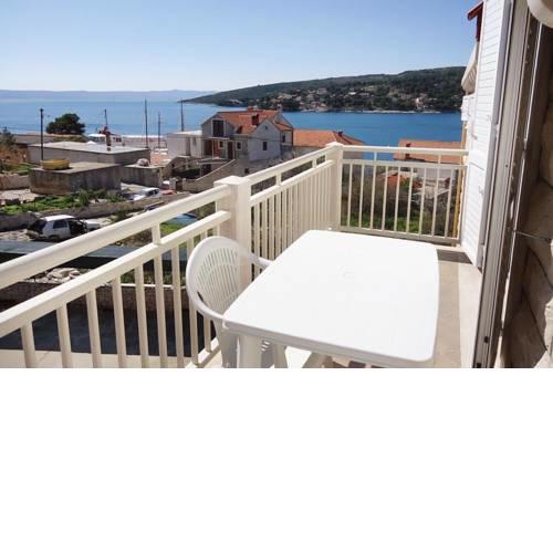 Apartments by the sea Sumartin (Brac) - 5620