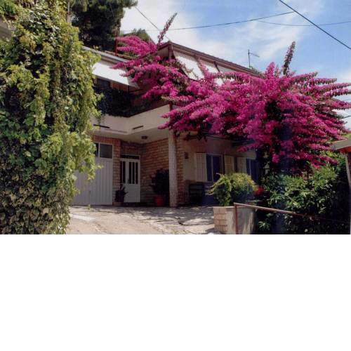 Apartments by the sea Sumpetar (Omis) - 949