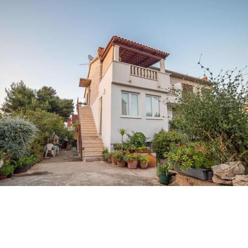 Apartments by the sea Supetar (Brac) - 14747
