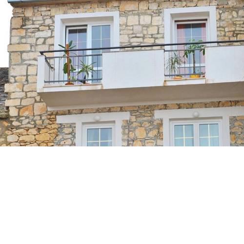 Apartments by the sea Sutivan (Brac) - 16236