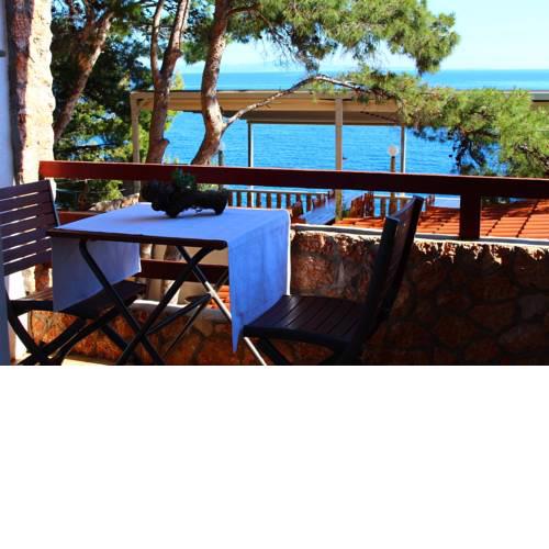 Apartments by the sea Sveta Nedilja (Hvar) - 13176