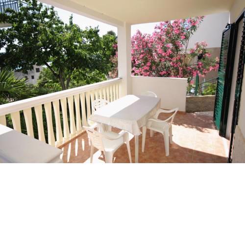 Apartments by the sea Tisno (Murter) - 5073
