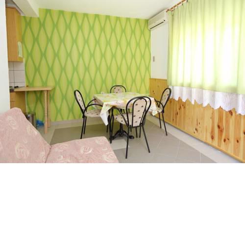 Apartments by the sea Trpanj (Peljesac) - 10047