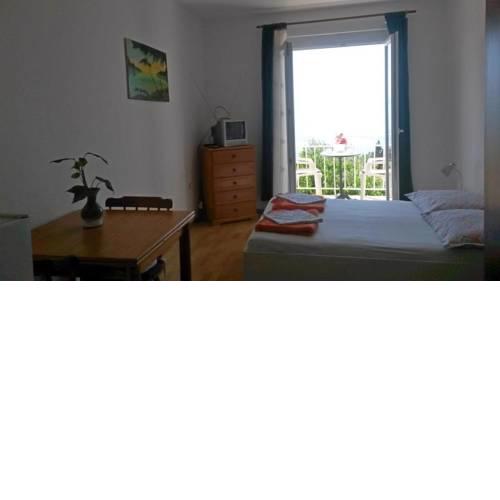 Apartments by the sea Tucepi (Makarska) - 16037