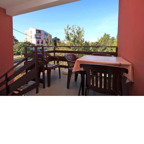 Apartments by the sea Ugljan - 830