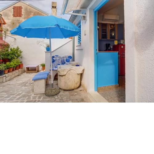 Apartments by the sea Veli Losinj (Losinj) - 7959