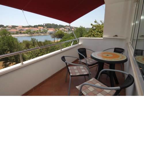 Apartments by the sea Verunic (Dugi otok) - 8105