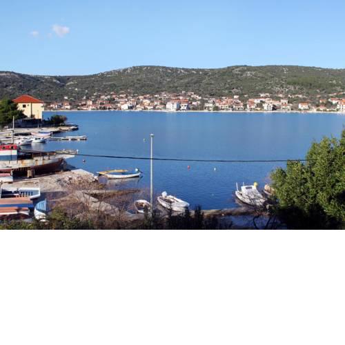 Apartments by the sea Vinisce (Trogir) - 5982