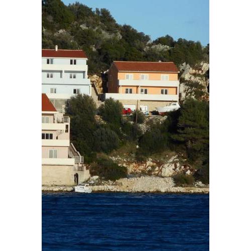 Apartments by the sea Zaklopatica (Lastovo) - 12452