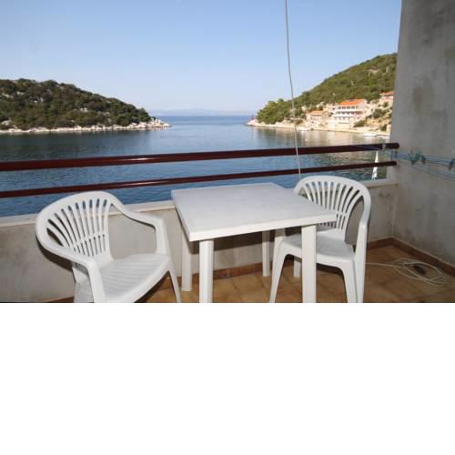 Apartments by the sea Zaklopatica (Lastovo) - 8393