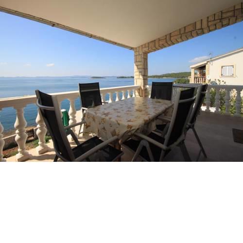 Apartments by the sea Zdrelac (Pasman) - 8406