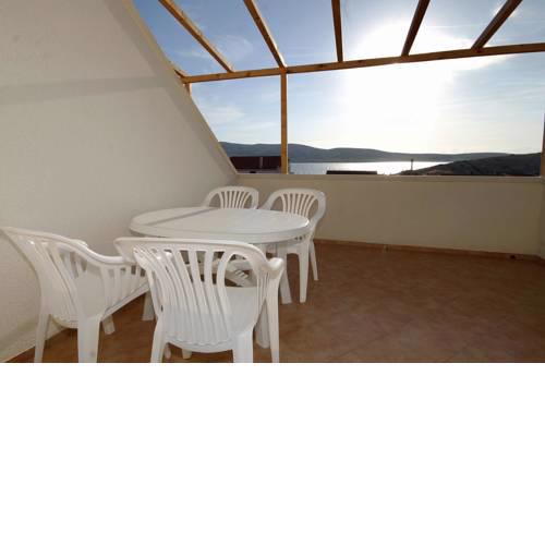 Apartments by the sea Zubovici (Pag) - 9363