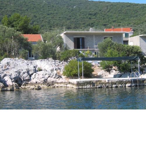 Apartments by the sea Zuronja (Peljesac) - 13202