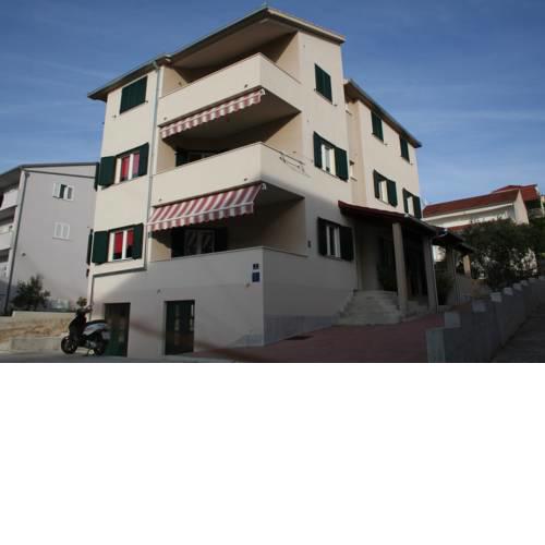 Apartments Central