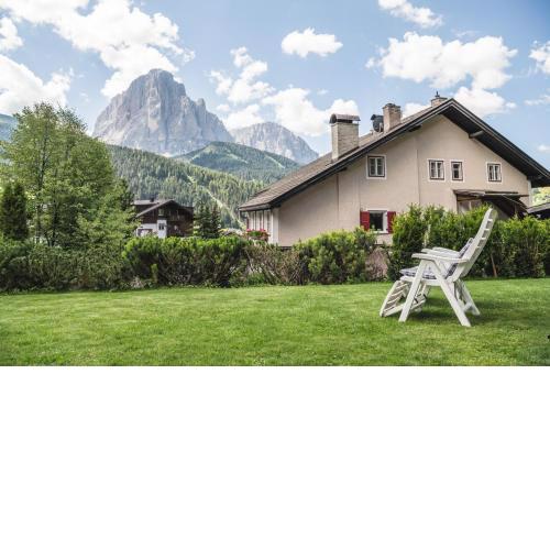 Apartments Chalet Zirm