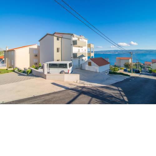Apartments Chiorich 3402