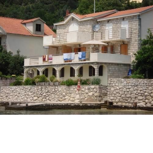 Apartments Dakovic