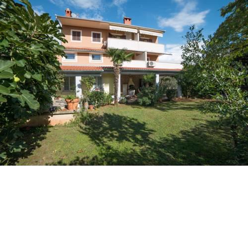 Apartments Devescovi 480