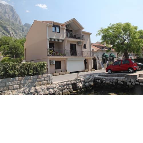 Apartments Dijana