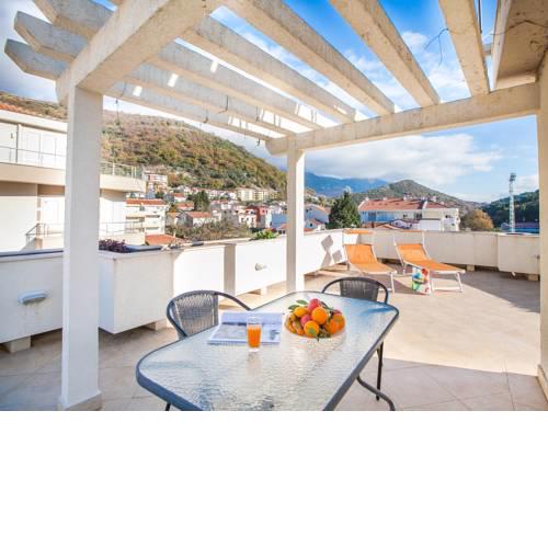 Apartments Elite Azur