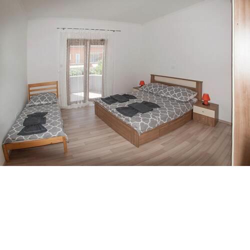Apartments Elly