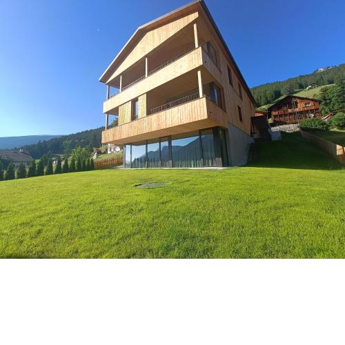 Apartments Emilia