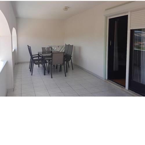 Apartments for families with children Lopar (Rab) - 10402