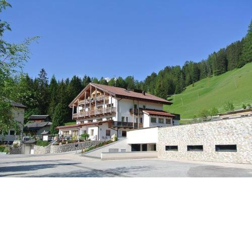 Apartments & Garnì Pre Da Nai