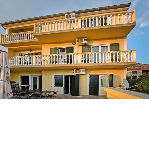 Apartments Grande Vista Starigrad Paklenica - CDN051004-CYA