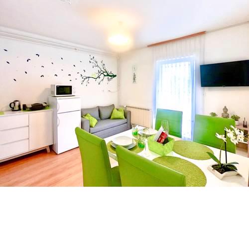 Apartments Green Paradise D&S