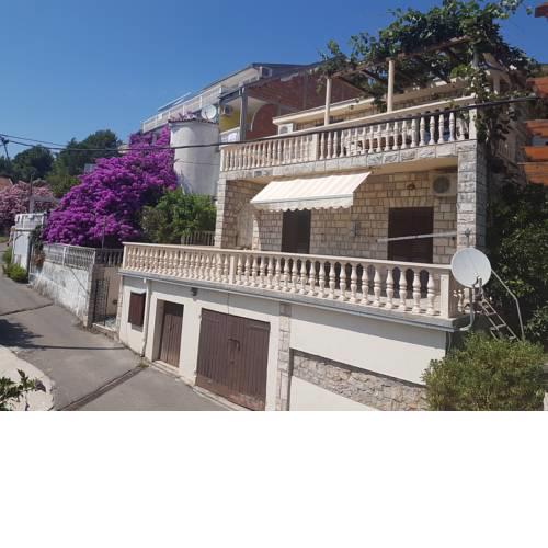 Apartments Grispolis