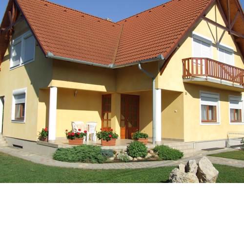 Apartments in Balatonlelle 27627