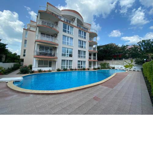 Apartments in complex Atrium