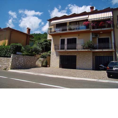 Apartments in Moscenicka Draga 26327