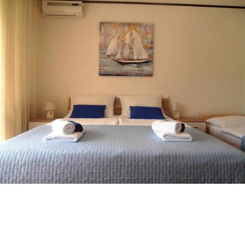 Apartments in Moscenicka Draga 34827