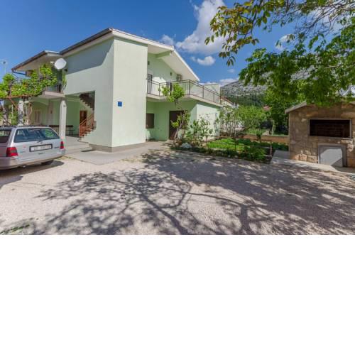 Apartments Ivan