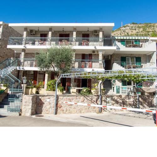 Apartments Ivona