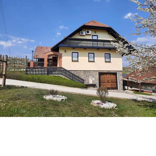 Apartments Jožetov grič
