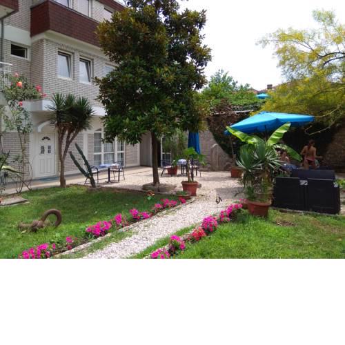 Apartments LaRos
