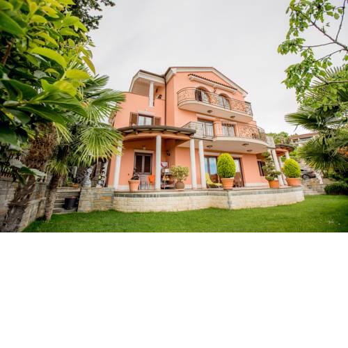 Apartments Leonarda