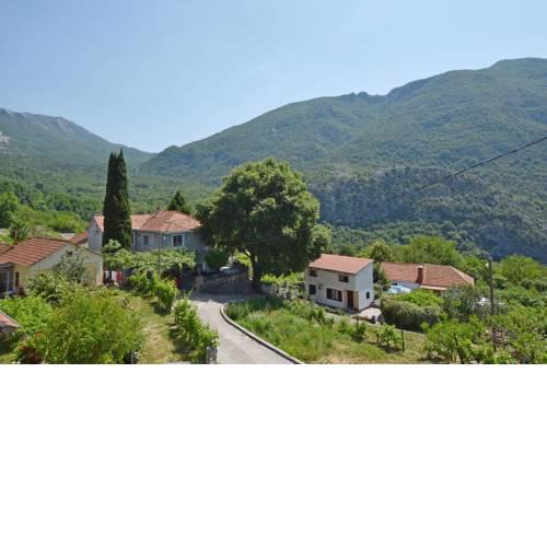 Apartments Limljani